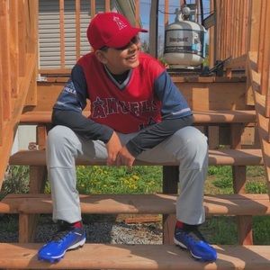 Meet your Posher, Antoine